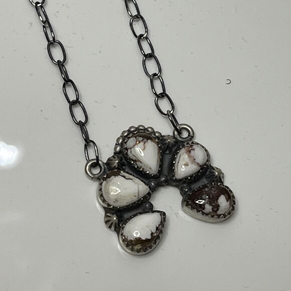 STERLING SILVER NATIVE AMERICAN SW WILD HORSE NECKLACE 16” w/extender Gunmetal - Picture 5 of 10